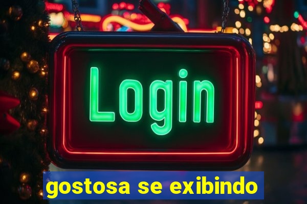 gostosa se exibindo