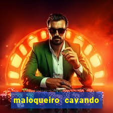maloqueiro cavando cova censurado